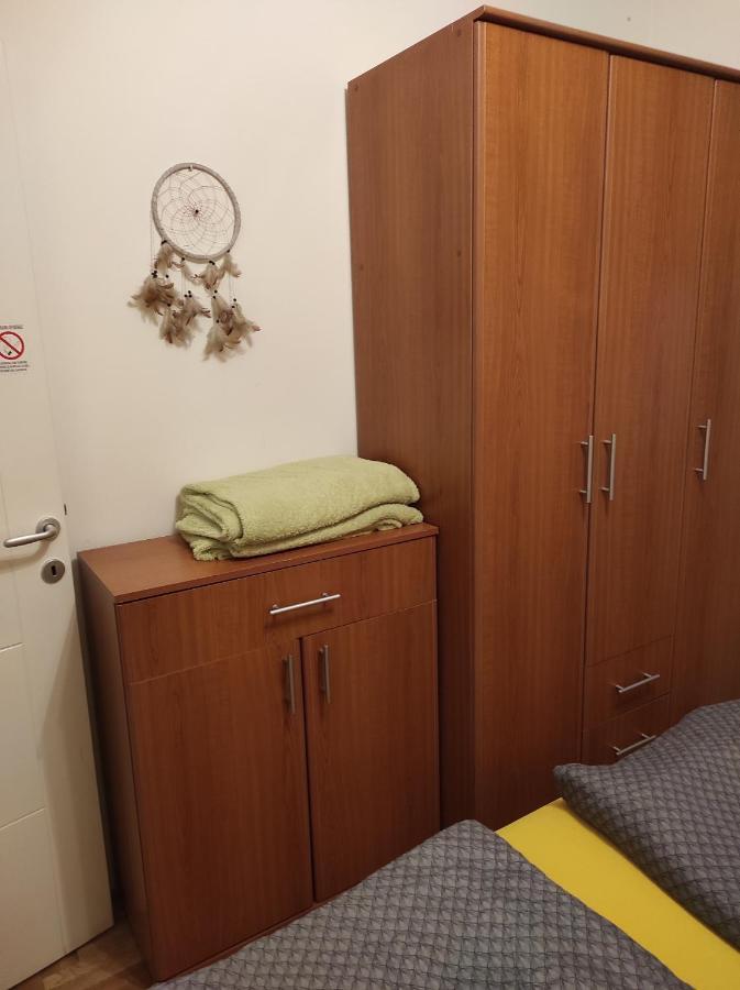 נובי סאד Apartman Marina Sa Garazom מראה חיצוני תמונה